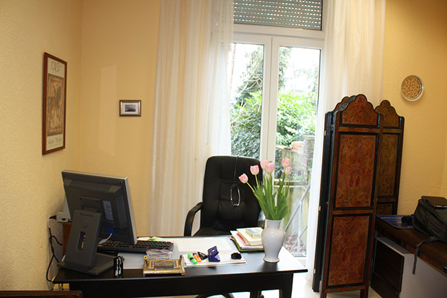 Dr. Claudia Böhnke´s Sprechzimmer2 Dr. Claudia Böhnke´s Sprechzimmer2